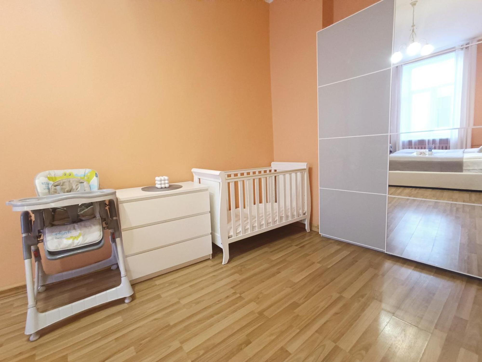Spacious Old Town Family Peachy 2 Bedrooms Apartment, Nearby The Riga Presidential Castle Εξωτερικό φωτογραφία